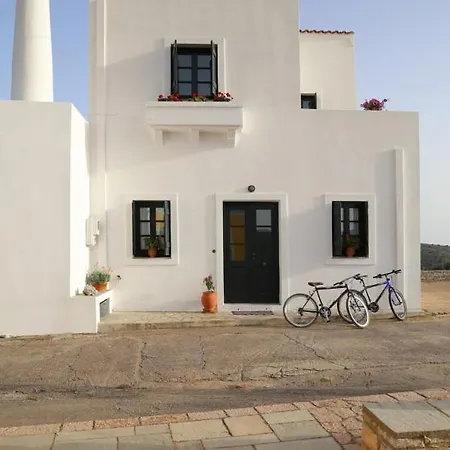 Villa Perlegiannika Houses